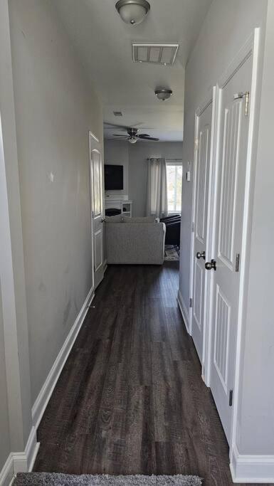 Gorgeous 3 Bedroom Home With Cable Tv In All Rooms & Free Wi-Fi Concord Exterior foto