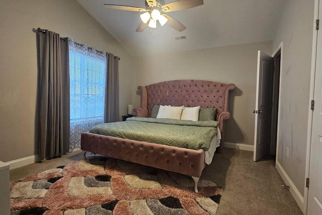 Gorgeous 3 Bedroom Home With Cable Tv In All Rooms & Free Wi-Fi Concord Exterior foto